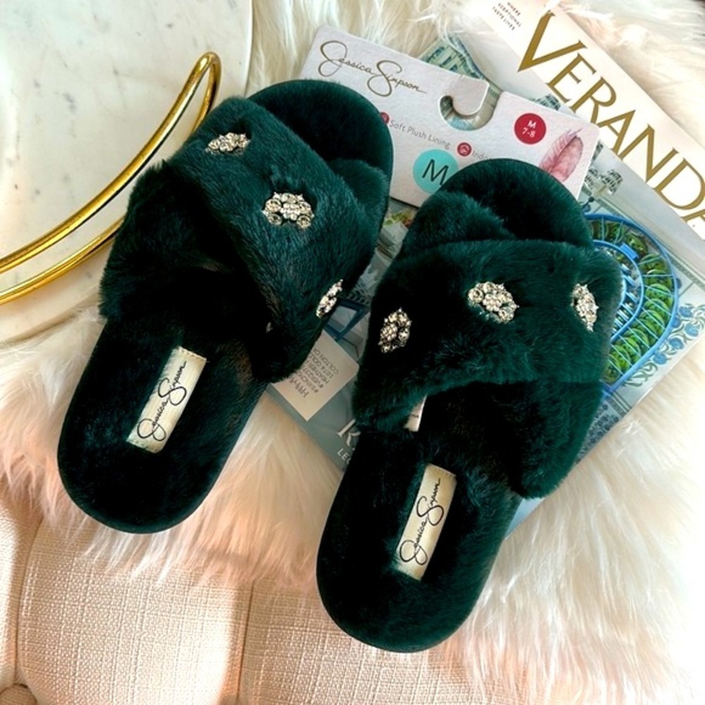 Jessica Simpson Diamonds Stone Slipper Size 7/8